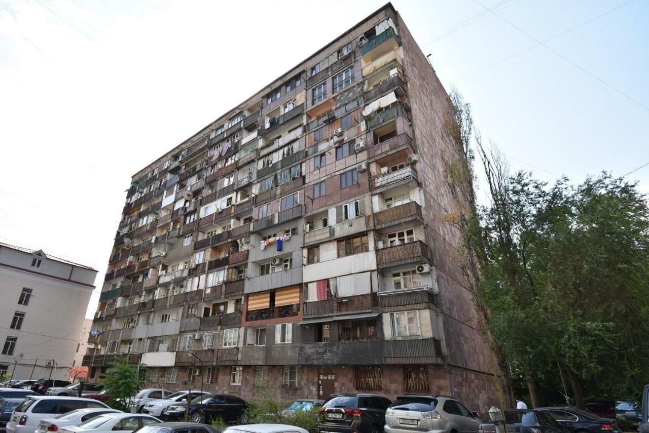 Apartments In Center Of Yerevan,Koghbatsi 1A Street מראה חיצוני תמונה